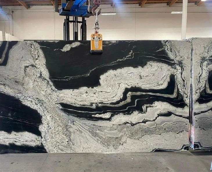 Eclipse-Granite-for-Slab-Tile-Countertop-Island-Kitchen.webp (1)(001)
